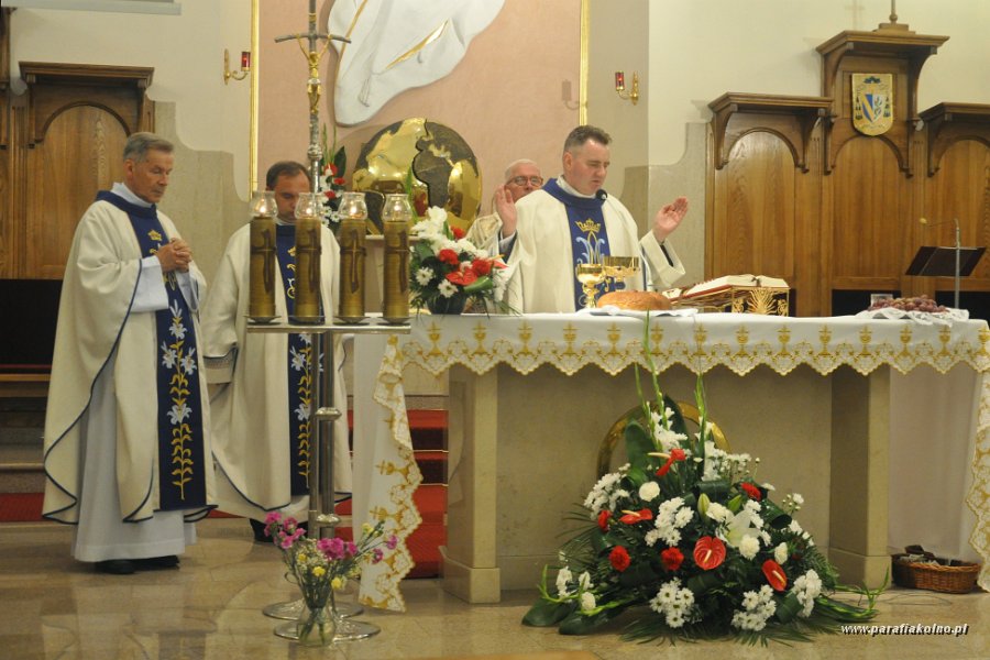 081 Liturgia Eucharystii.jpg